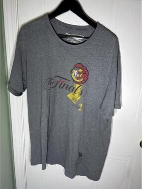 Men's Toronto Raptors Mitchell & Ness Hug The Trophy The Finals Logo Grey Shirt